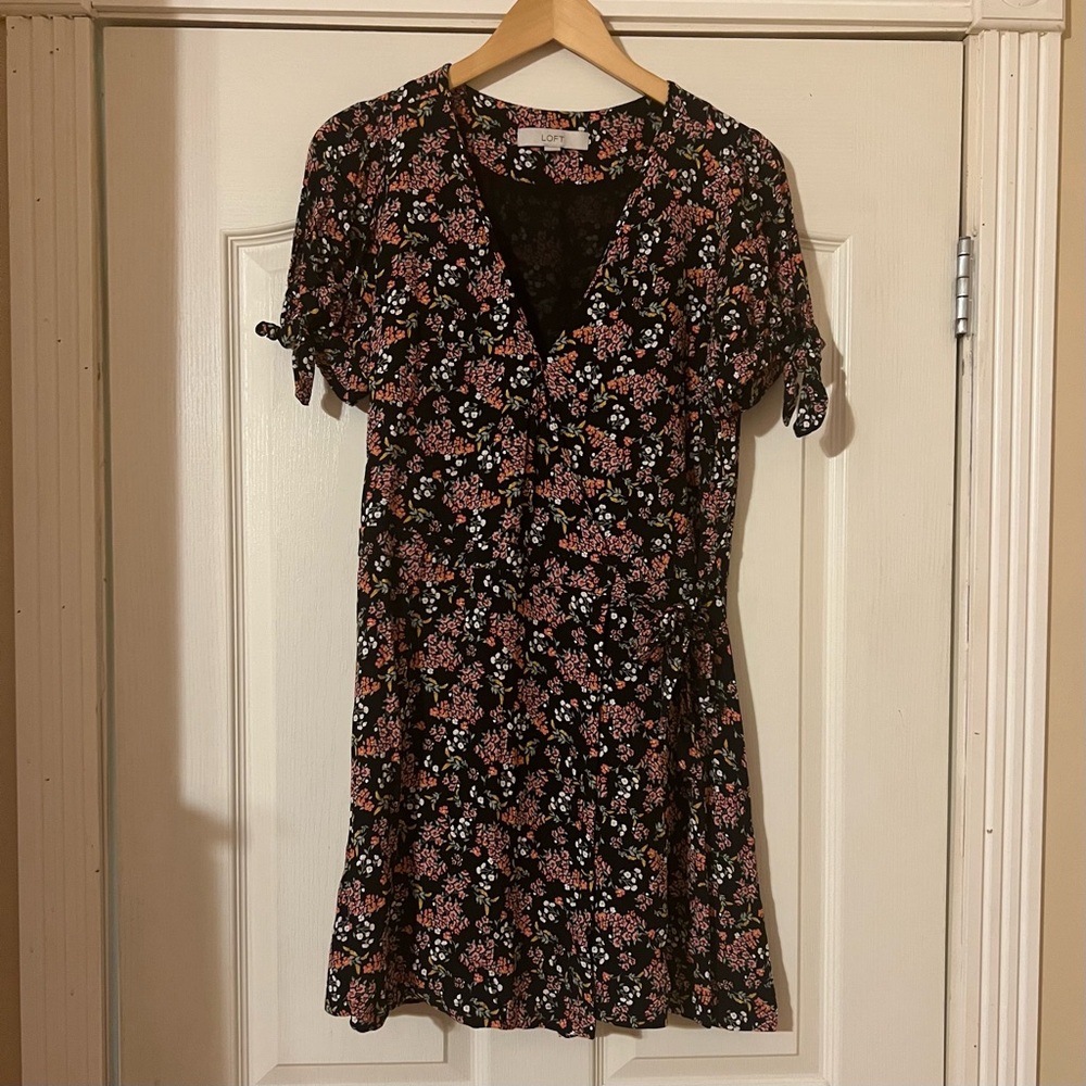 Loft floral wrap dress - Picture 2 of 4